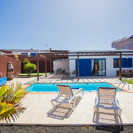 Marinas Deluxe Villa